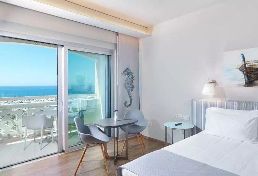 اتاق استاندارد با چشم‌انداز, St Raphael Resort