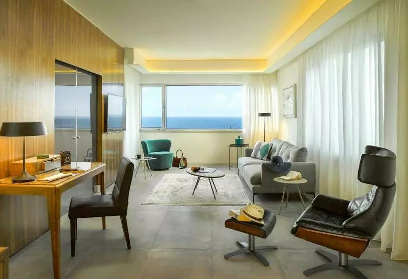 سوییت, St Raphael Resort