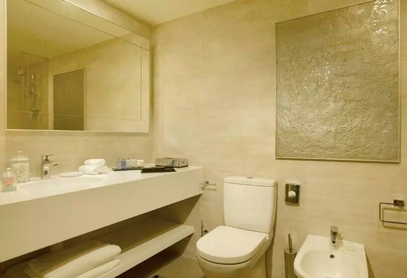 سوییت, St Raphael Resort