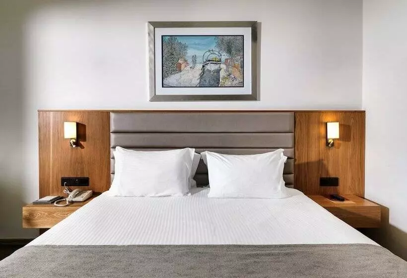 اتاق خانوادگی, St Raphael Resort