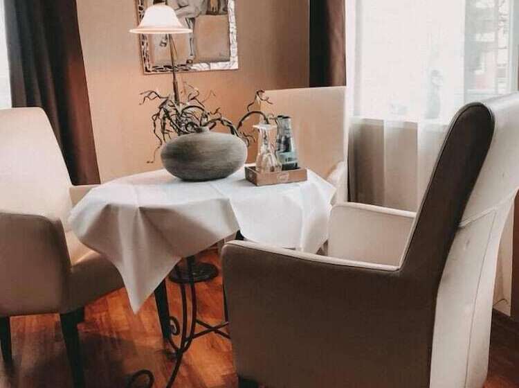 غرفة قياسية, Ammerländer Hof