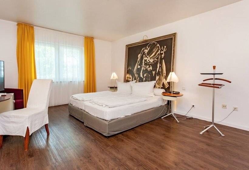 غرفة كومفورت, Der Lennhof