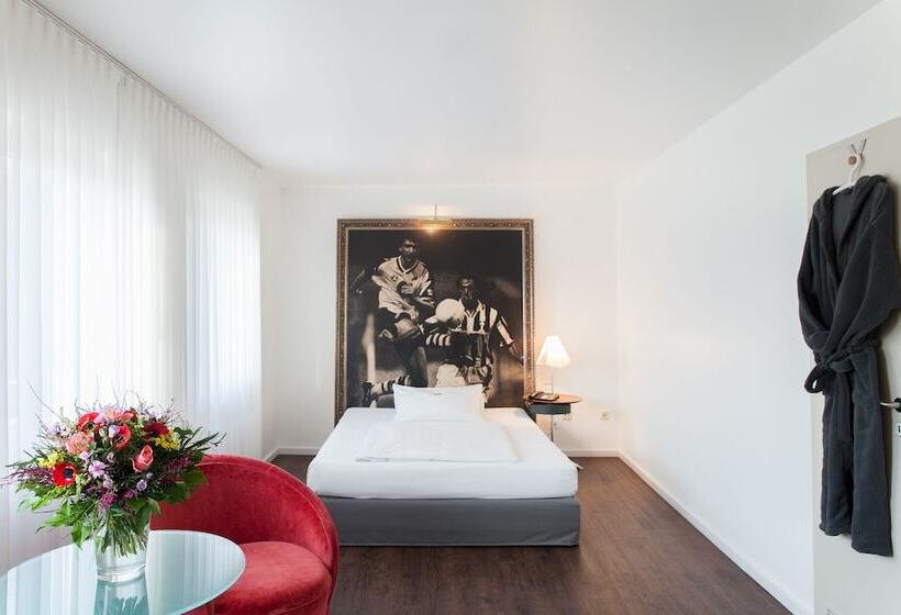 غرفة كومفورت, Der Lennhof