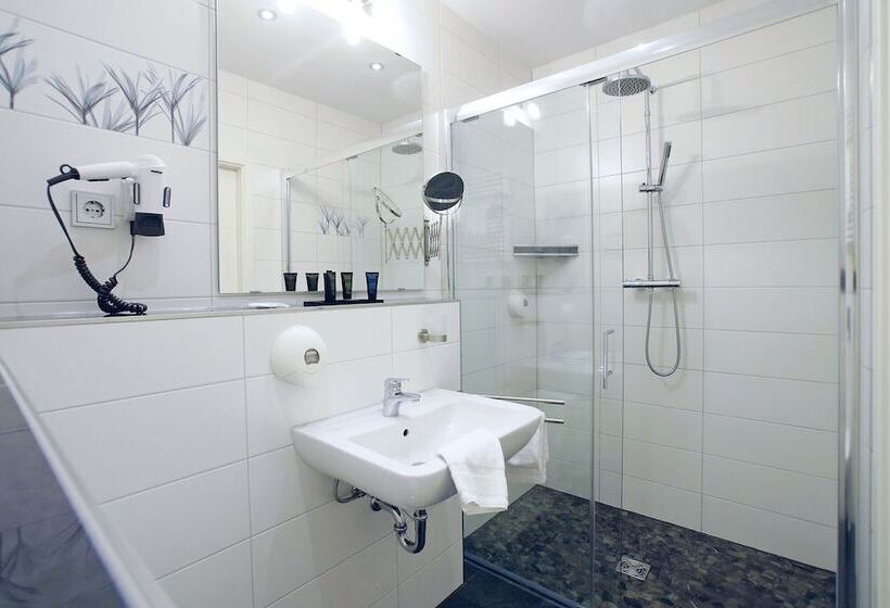 חדר סטנדרט, Deutsches Haus