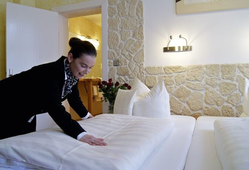 חדר סטנדרט, Deutsches Haus