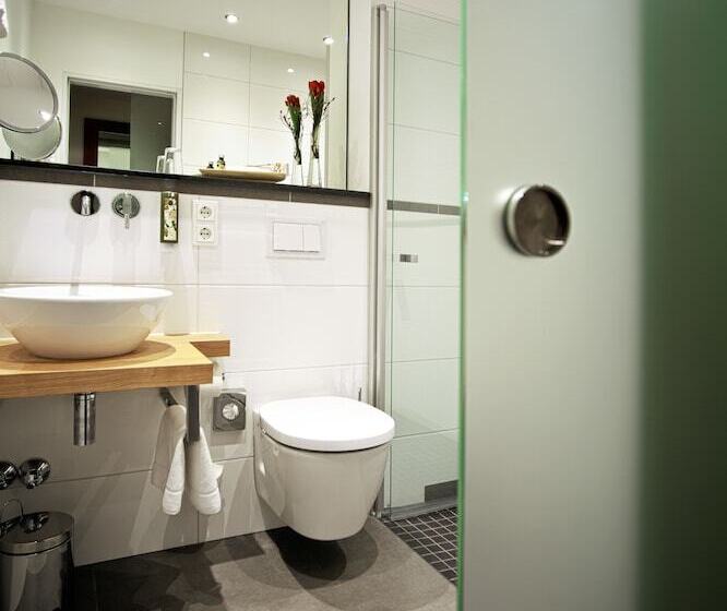 اتاق سوپریور, President