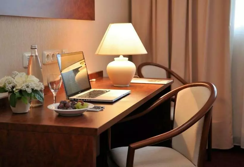 Superior Single Room, Restaurant Hottche
