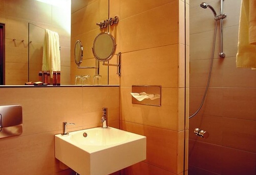 חדר סטנדרט, Zugbrücke Grenzau Gmbh