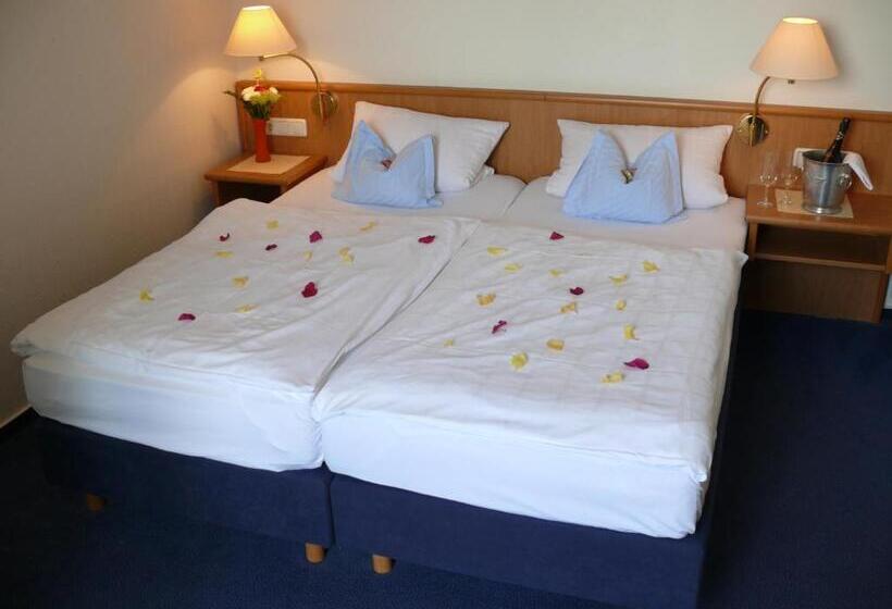 스탠다드 발코니 룸, Zur Schönen Aussicht