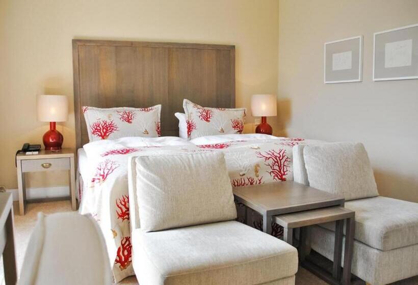 Classic Interior Room, Strandhotel Miramar