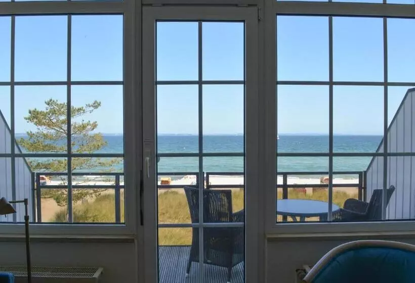 Superior-huone Merinäkymä, Strandhotel Miramar