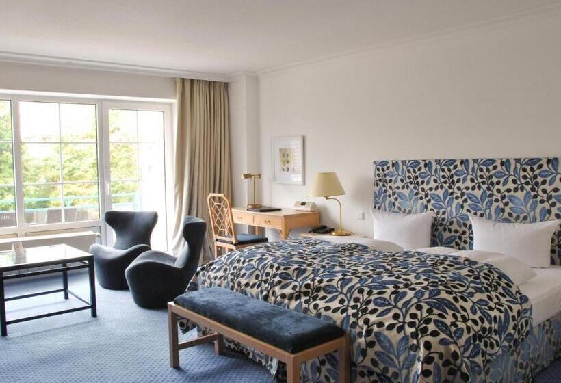 اتاق خانوادگی, Strandhotel Miramar