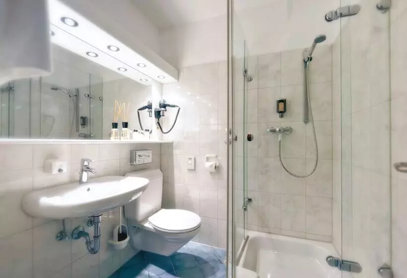 Habitación Estàndard Individual, Azenberg