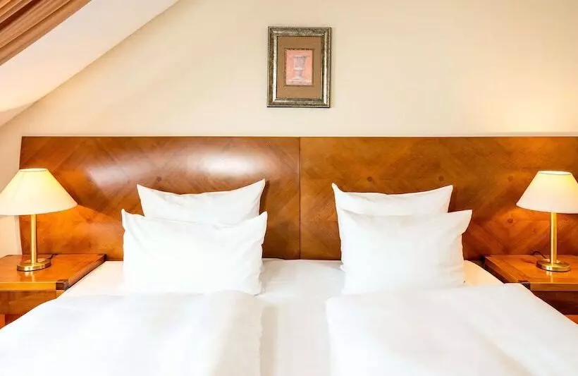 سوییت جونیور, Best Western Victor S Residenz Hotel Rodenhof
