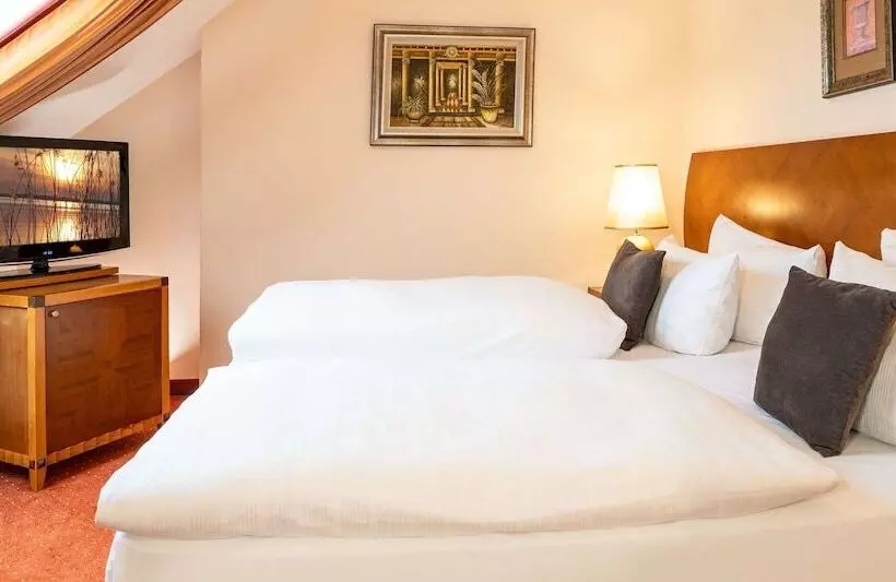 سوییت جونیور, Best Western Victor S Residenz Hotel Rodenhof