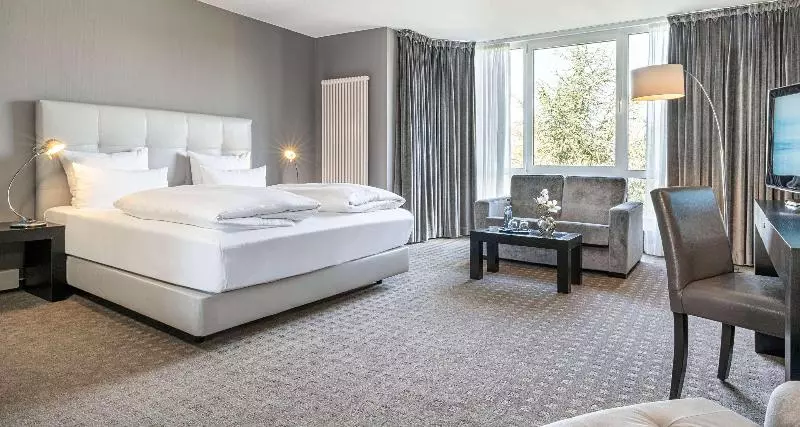سوییت جونیور, Best Western Victor S Residenz Hotel Rodenhof
