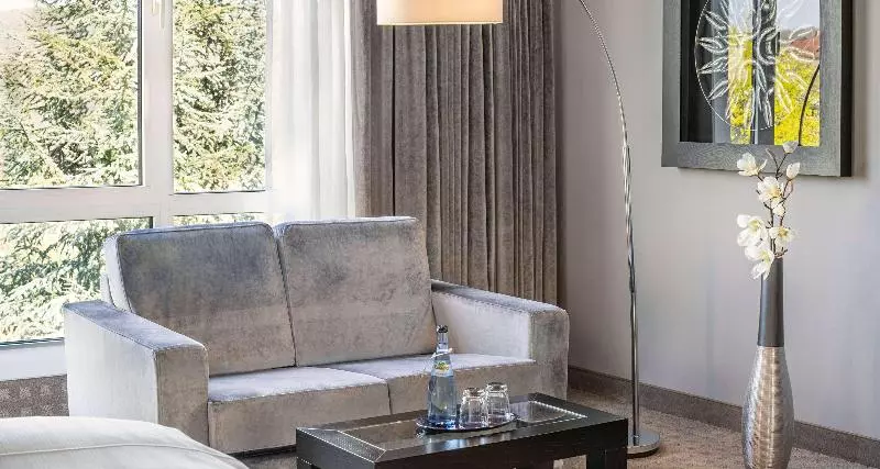 سوییت جونیور, Best Western Victor S Residenz Hotel Rodenhof