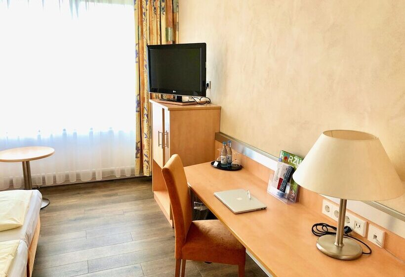 Номер бизнес-класса, Central