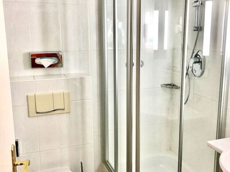 Номер бизнес-класса, Central