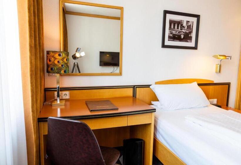 スーペリアシングルルーム, Dom