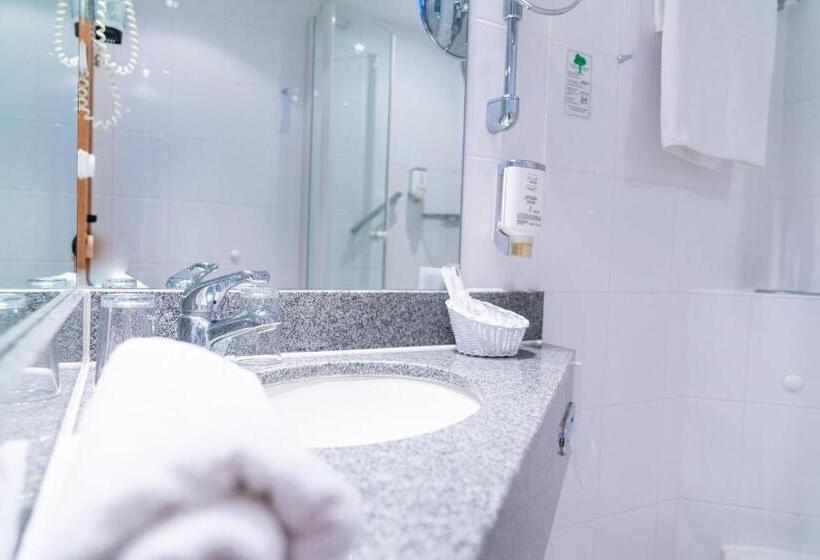 クラシックルーム, Dom