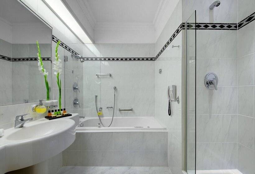 スタンダードルーム, Europäischer Hof Heidelberg, Bestes Hotel Deutschlands In Historischer Architektur