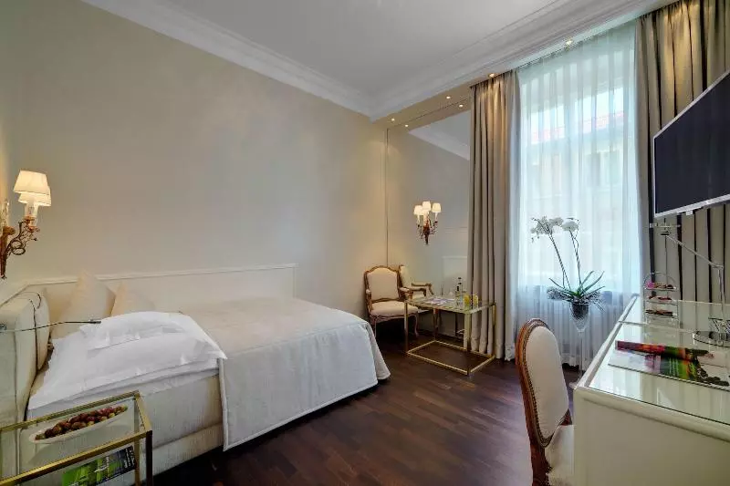 スタンダードシングルルーム, Europäischer Hof Heidelberg, Bestes Hotel Deutschlands In Historischer Architektur