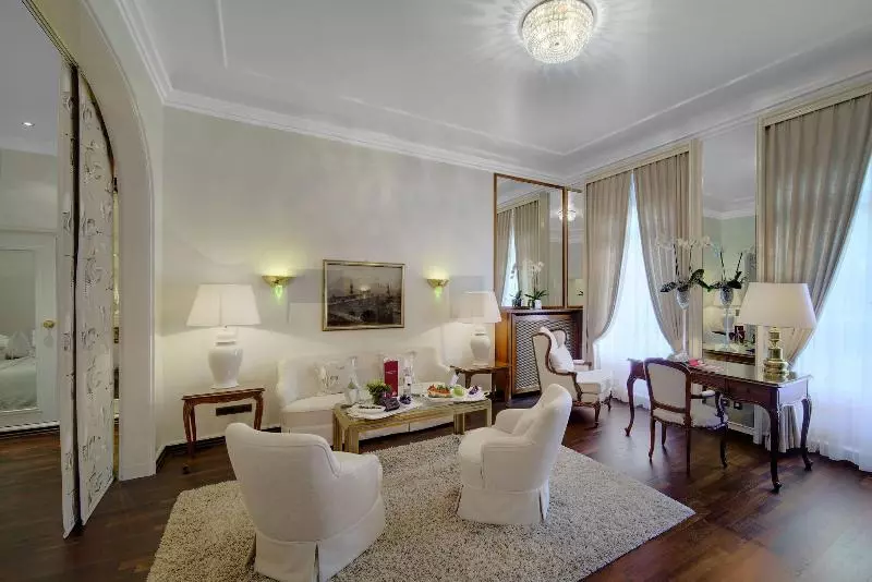 ジュニアスイート, Europäischer Hof Heidelberg, Bestes Hotel Deutschlands In Historischer Architektur