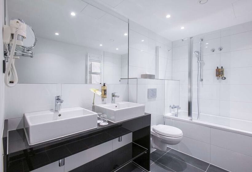 Номер Стандарт, Flemings Hotel Wuppertal Central