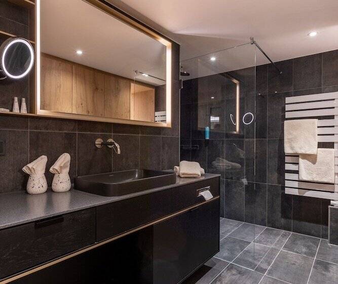 コンフォートルーム, Sackmann Genuss