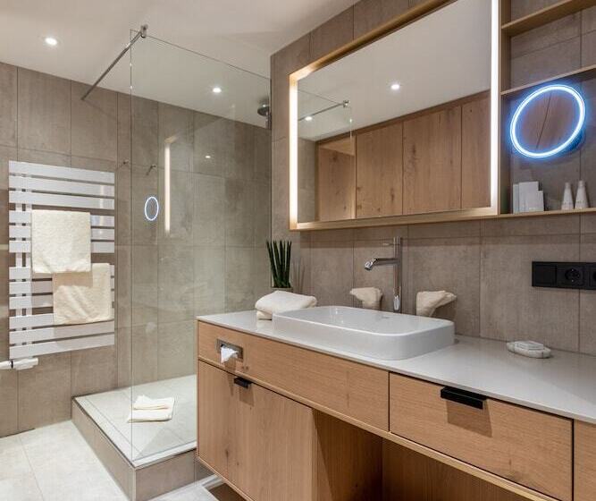 コンフォートルーム, Sackmann Genuss