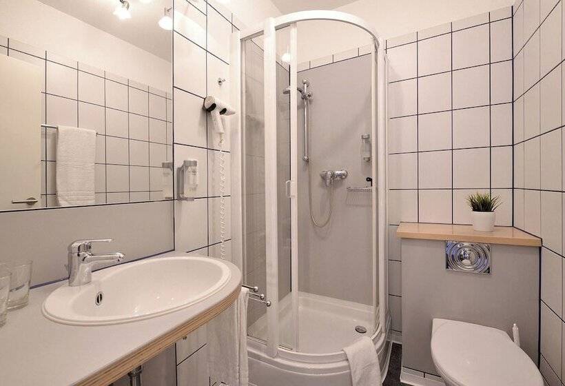 Номер Economy, Gut Funkenhof