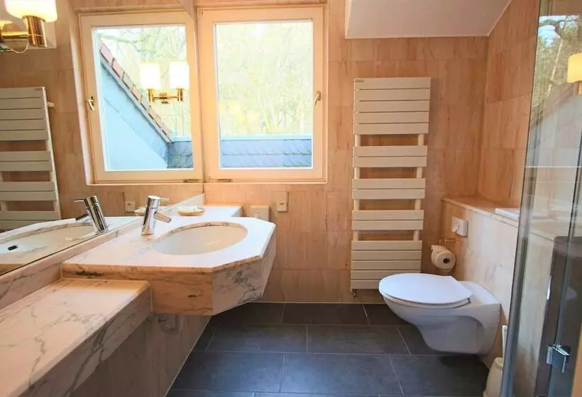 Comfort-huone, Hardtwald