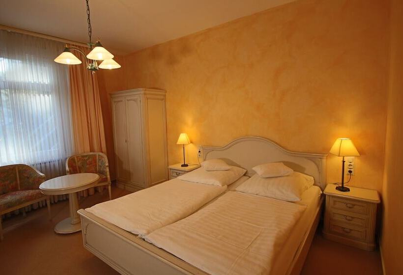 Номер бизнес-класса, Hardtwald