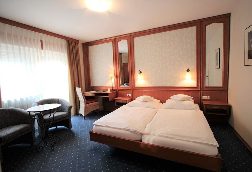 Номер бизнес-класса, Hardtwald