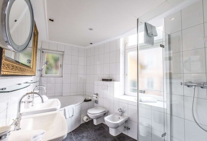 주니어 스위트, Heliopark Bad Hotel Zum Hirsch