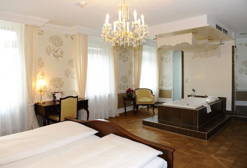 Полулюкс, Heliopark Bad Hotel Zum Hirsch