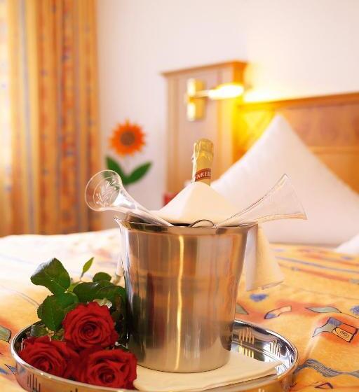 스탠다드 룸, Hirsch Mit Café Klösterle