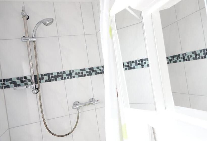 غرفة قياسية, Hofreit Am Bierkeller