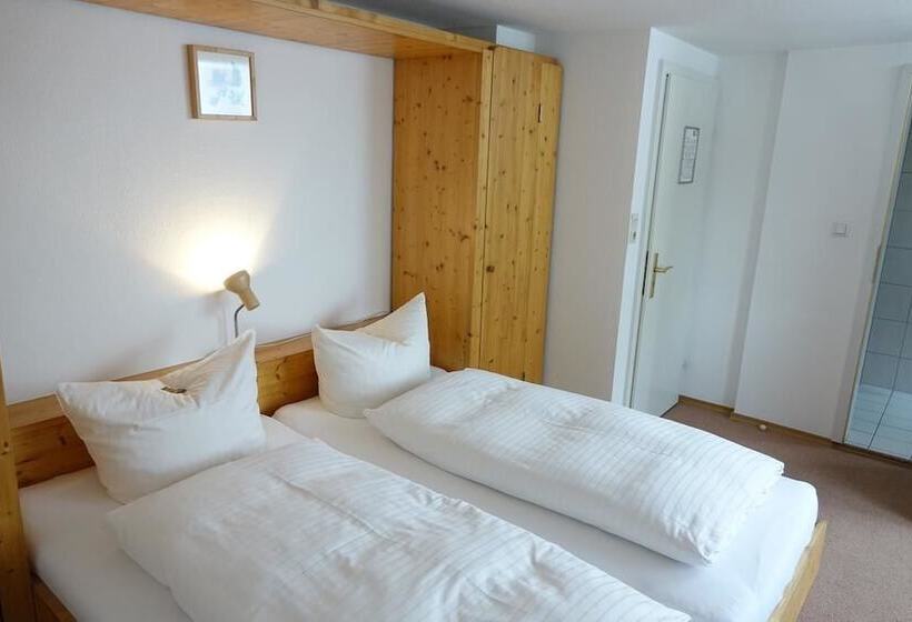 غرفة قياسية, Hofreit Am Bierkeller