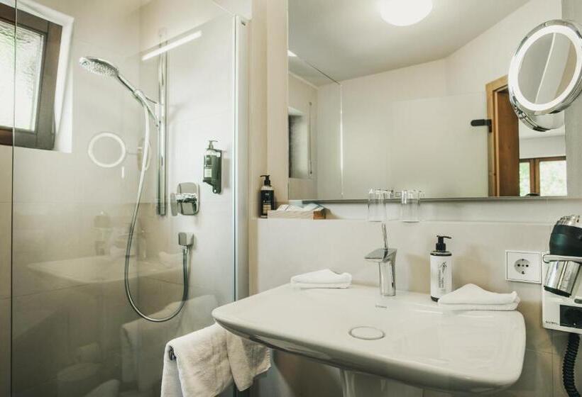 Номер Стандарт, Lauterbad