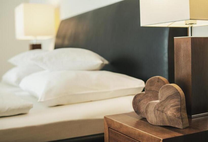 Стандартный Номер Кровать Кинг, Lauterbad