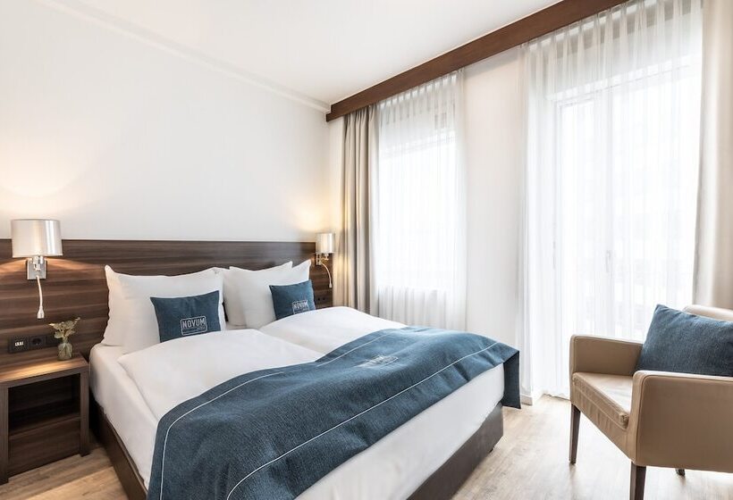 غرفة قياسية, Continental Frankfurt