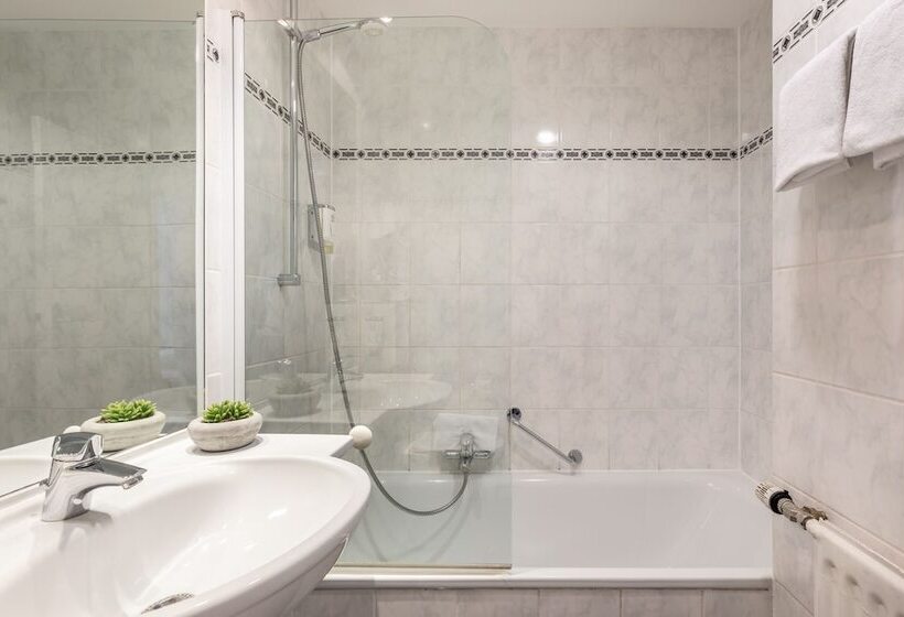 غرفة قياسية ثلاثية, Continental Frankfurt