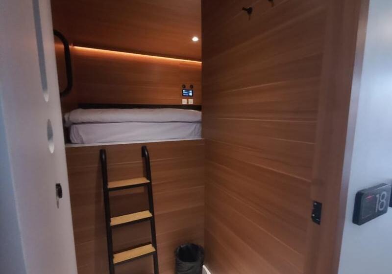 اتاق استاندارد, Continental Frankfurt