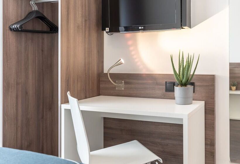 غرفة قياسية, Continental Frankfurt