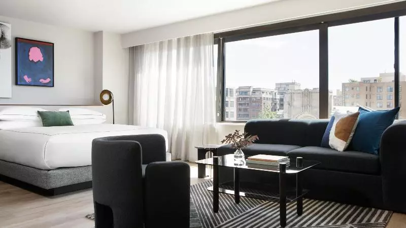 コンフォートルーム, Continental Frankfurt