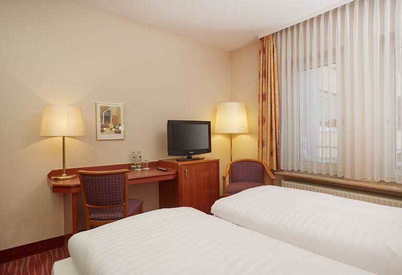 Номер Стандарт, Garner Hotel Mannheim City By Ihg