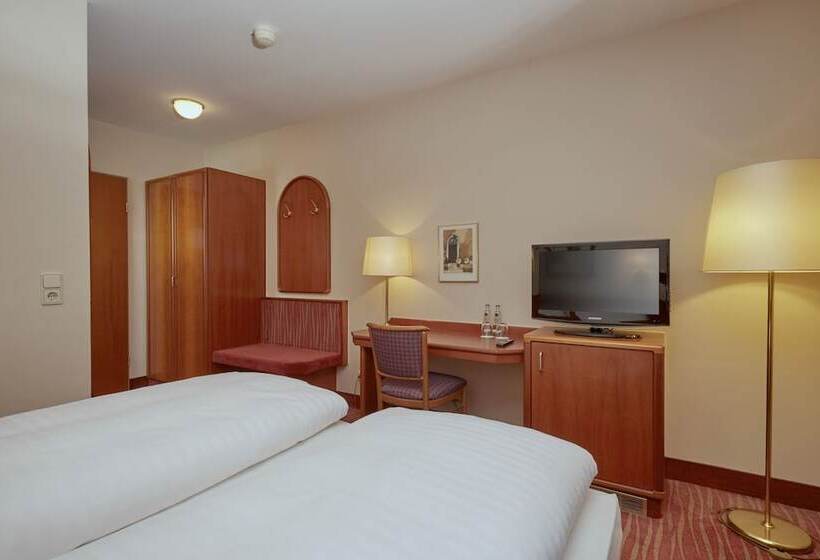 Номер Стандарт, Garner Hotel Mannheim City By Ihg