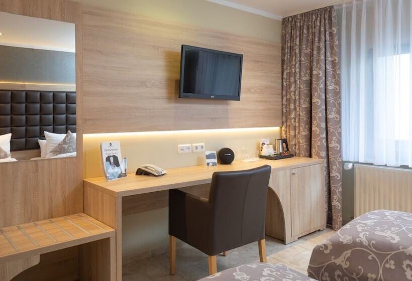 스탠다드 룸, Restaurant Barbarossahof